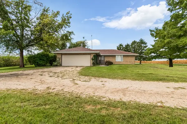 23892 E 2700 North Road, Odell, IL 60460