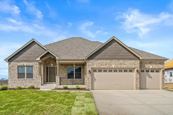 878 Claridge Drive, Oswego, IL 60543