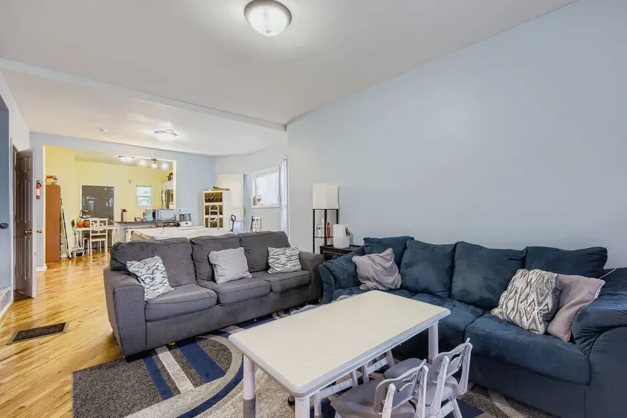 5830 W Rice Street, Chicago, IL 60651 - #3
