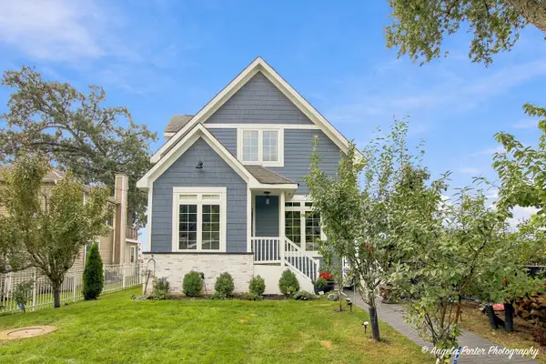 26089 W Calhoun Avenue, Antioch, IL 60002