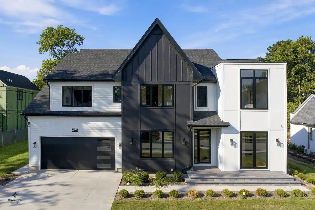 425 Forest Edge Drive, Glencoe, IL 60022 - #1