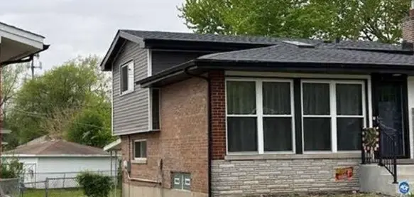8558 S Woodlawn Avenue, Chicago, IL 60619 - #3