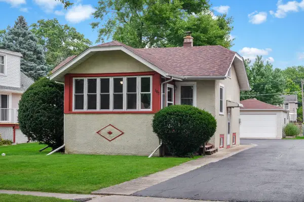 103 N Harvard Avenue, Villa Park, IL 60181