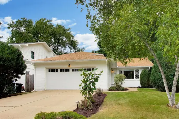 717 Cheever Avenue, Geneva, IL 60134