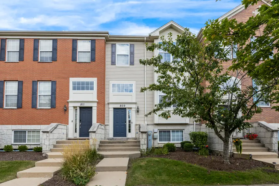 809 Brodhead Drive, Aurora, IL 60504 - #2