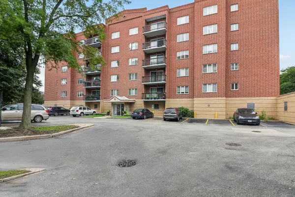 1470 Jefferson Street #308, Des Plaines, IL 60016