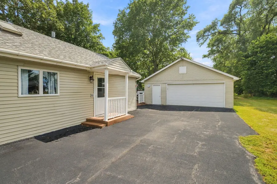 245 W Southmor Road, Morris, IL 60450 - #3