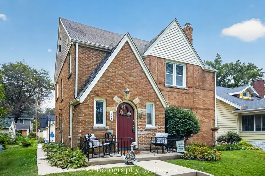924 S Myrtle Avenue, Kankakee, IL 60901 - #3