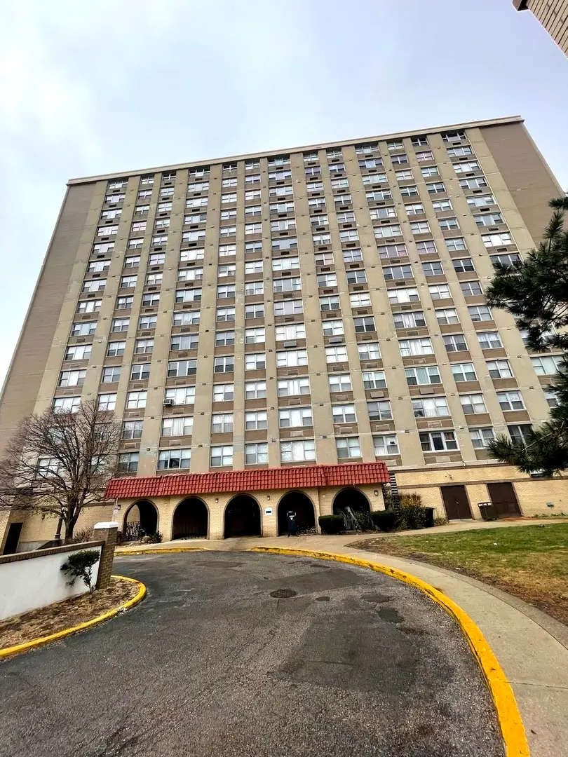 4300 W Ford City Drive #710, Chicago, IL 60652 - #1