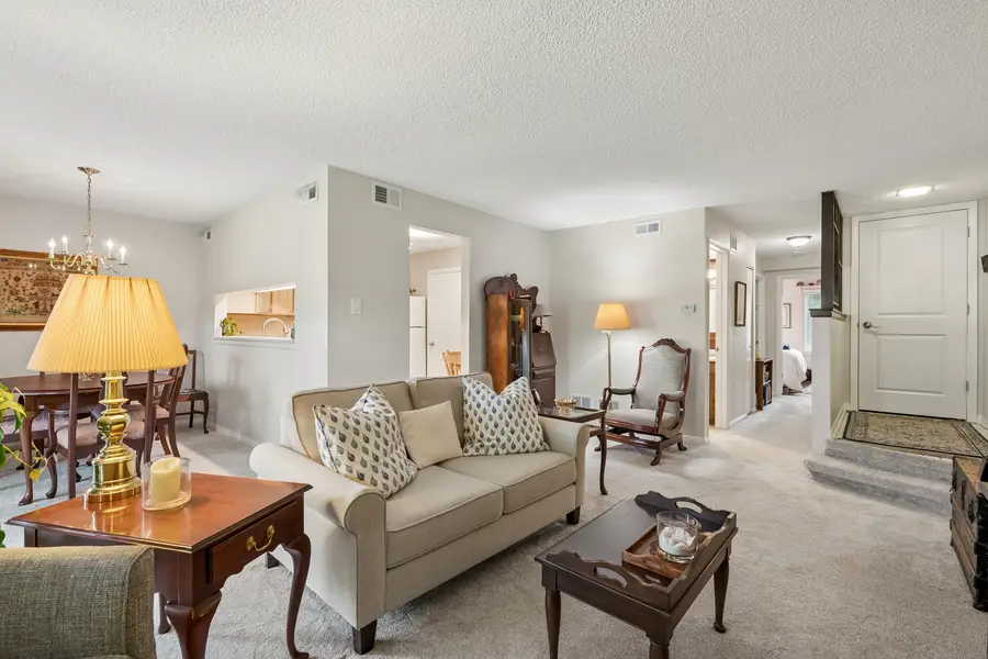 8220 Mulberry Court #7B, Palos Hills, IL 60465 - #2