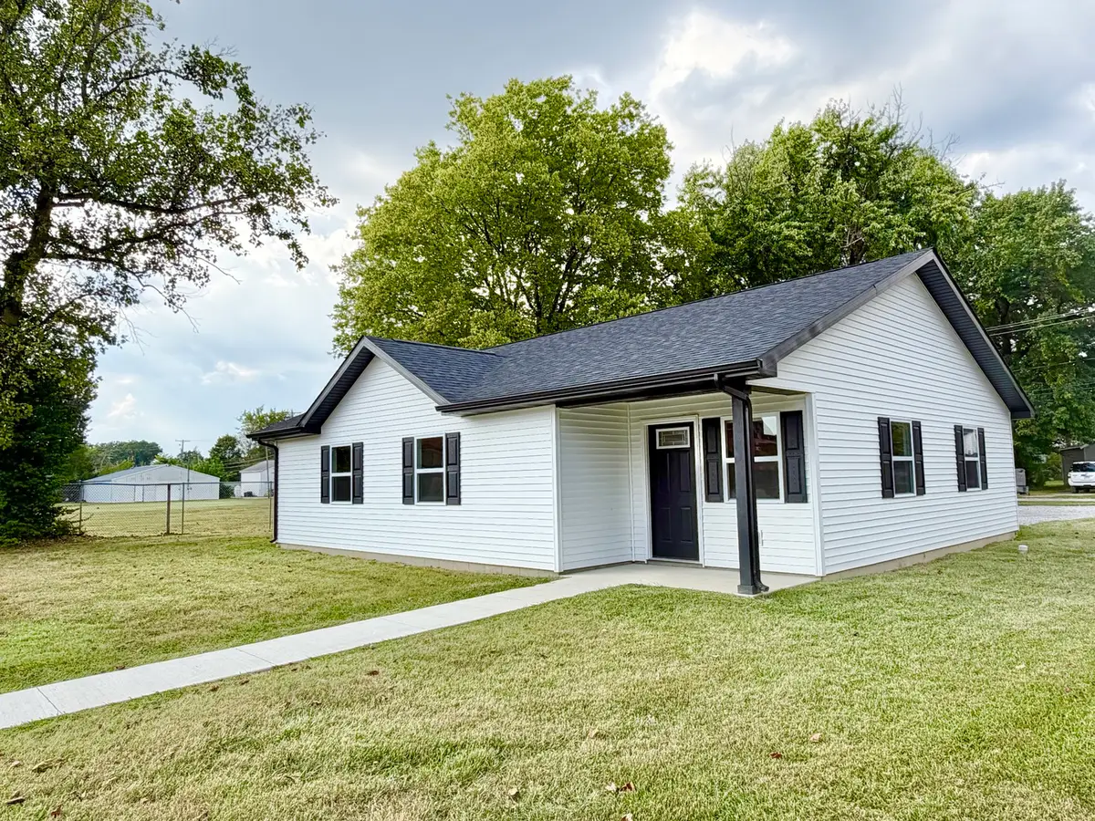 868 E Second Street, Centralia, IL 62801 - #1