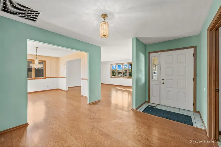 105 Haverhill Lane, Schaumburg, IL 60193 - #3