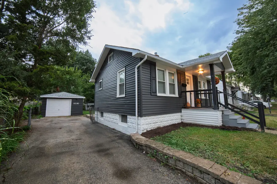 1030 Charles Street, Aurora, IL 60506 - #2