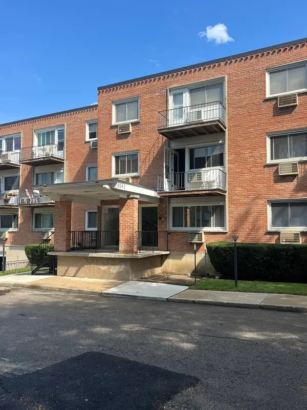 8541 Lotus Avenue #916, Skokie, IL 60077