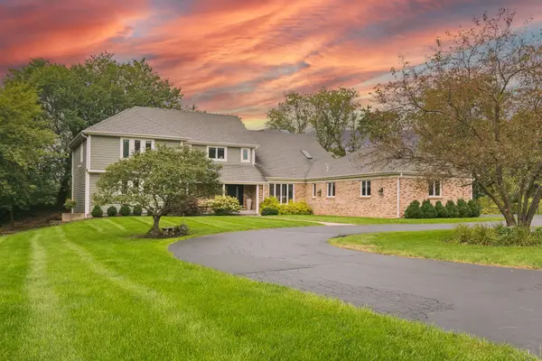 21680 Cambridge Drive, Kildeer, IL 60047