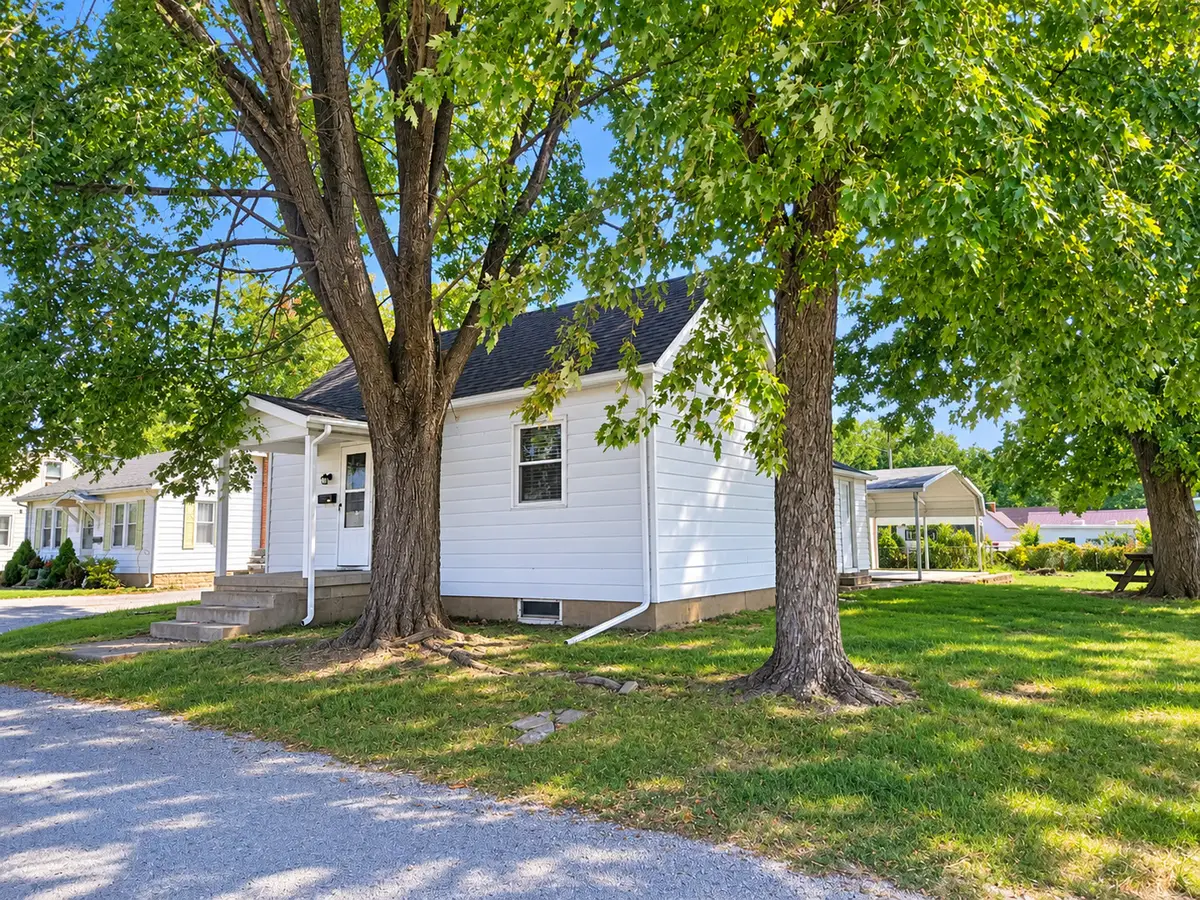 Address Withheld By Seller, Pinckneyville, IL 62274 - #1