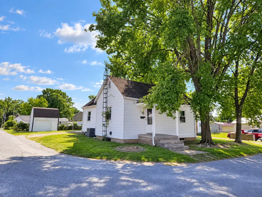 Address Withheld By Seller, Pinckneyville, IL 62274 - #2