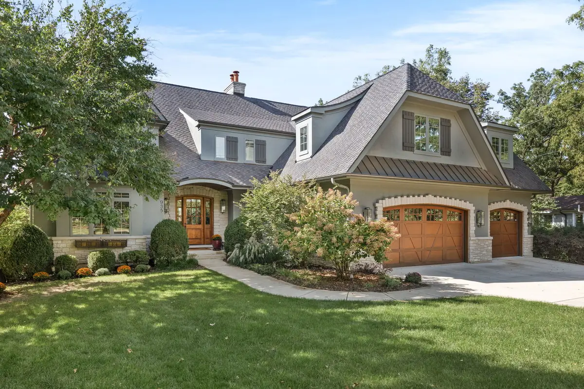 935 N 3rd Avenue, Saint Charles, IL 60174 - #1