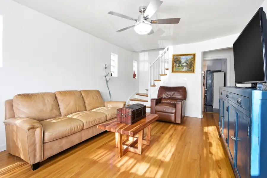 5221 N Marmora Avenue, Chicago, IL 60630 - #2