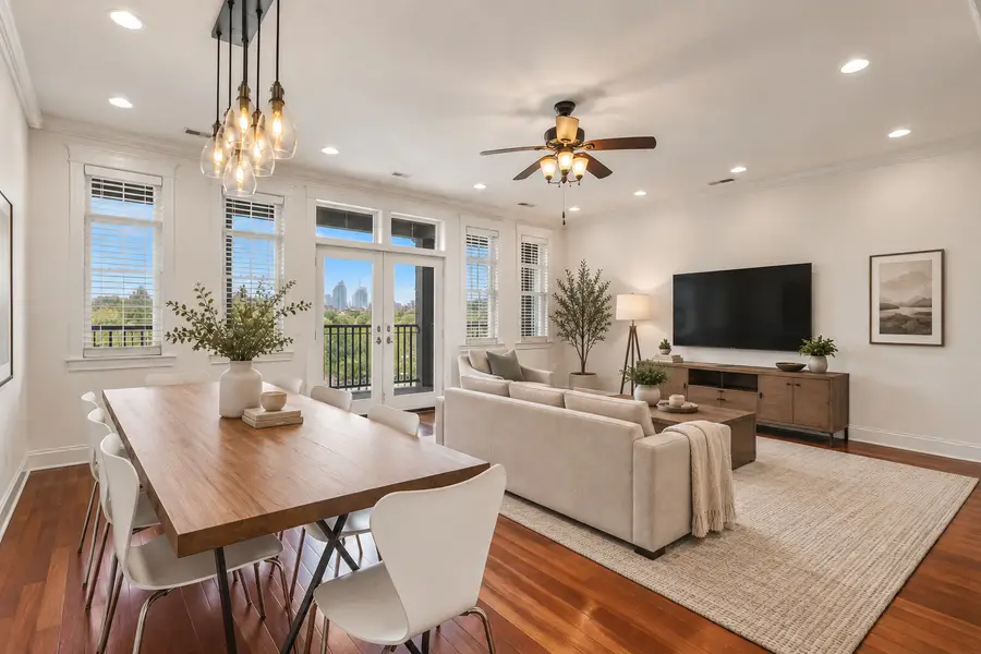 3414 N Sheffield Avenue #4, Chicago, IL 60657 - #3