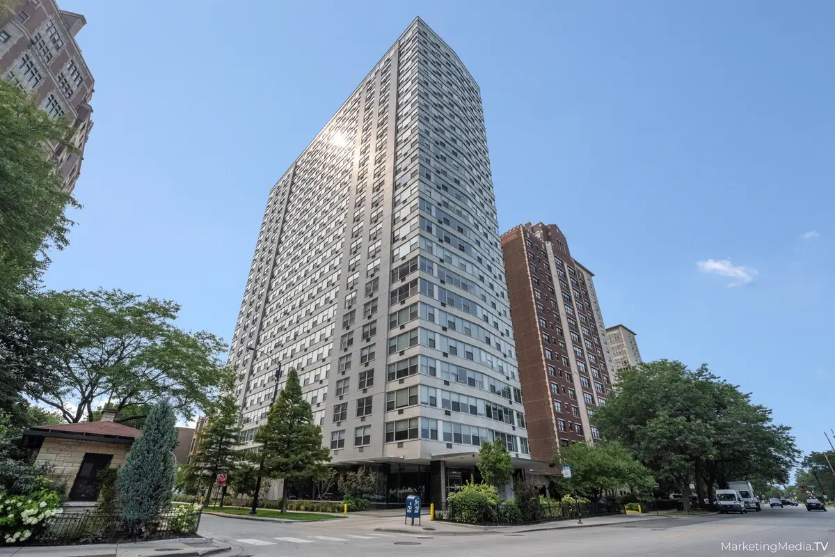 3900 N Lake Shore Drive #9K, Chicago, IL 60613 - #1