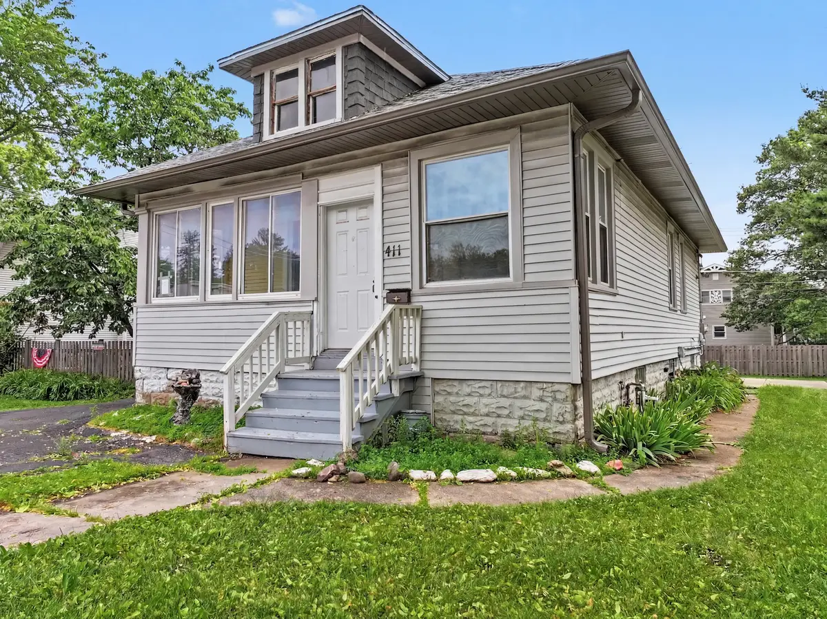411 N Arlington Heights Road, Arlington Heights, IL 60004 - #1