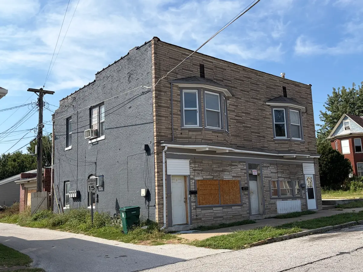 818-820 S 8th Street, Quincy, IL 62301 - #1