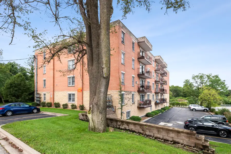 8733 Willow Boulevard #1C, Willow Springs, IL 60480 - #2