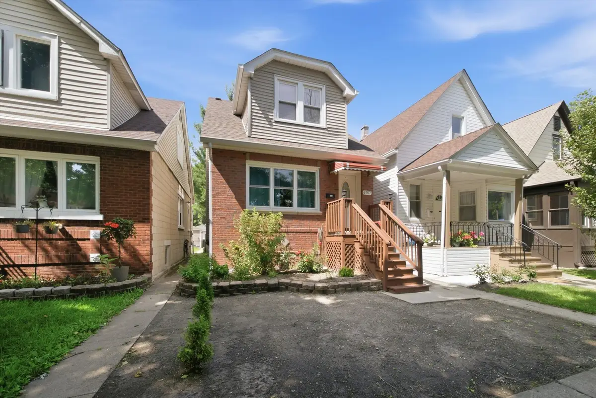 6707 31st Street, Berwyn, IL 60402 - #1