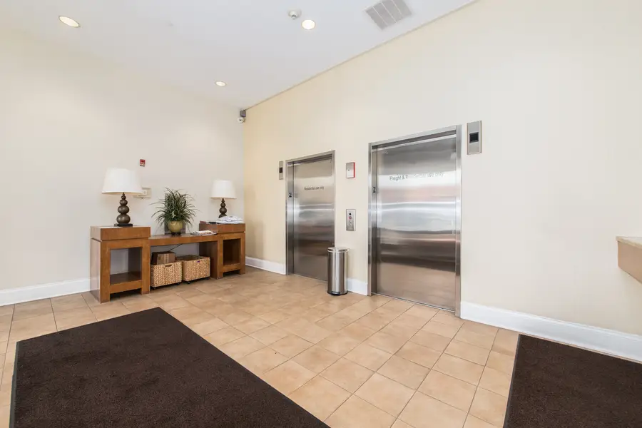 120 N Northwest Highway #405, Park Ridge, IL 60068 - #2