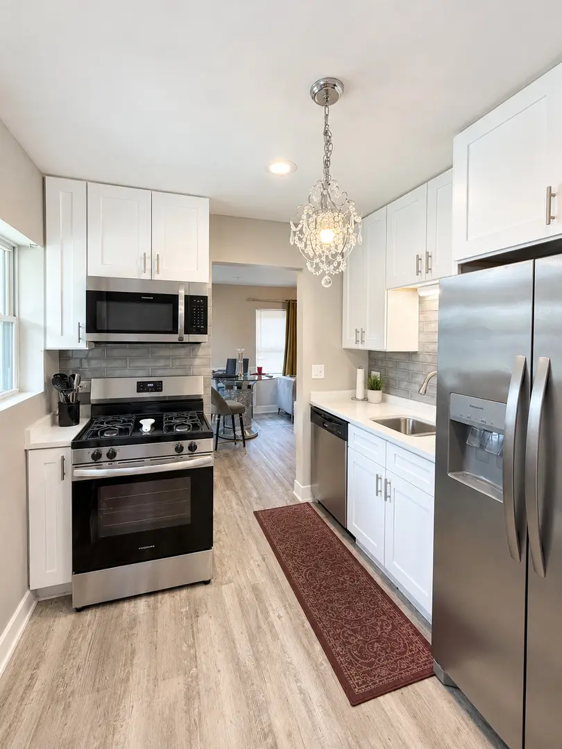8446 S Constance Avenue, Chicago, IL 60617 - #3