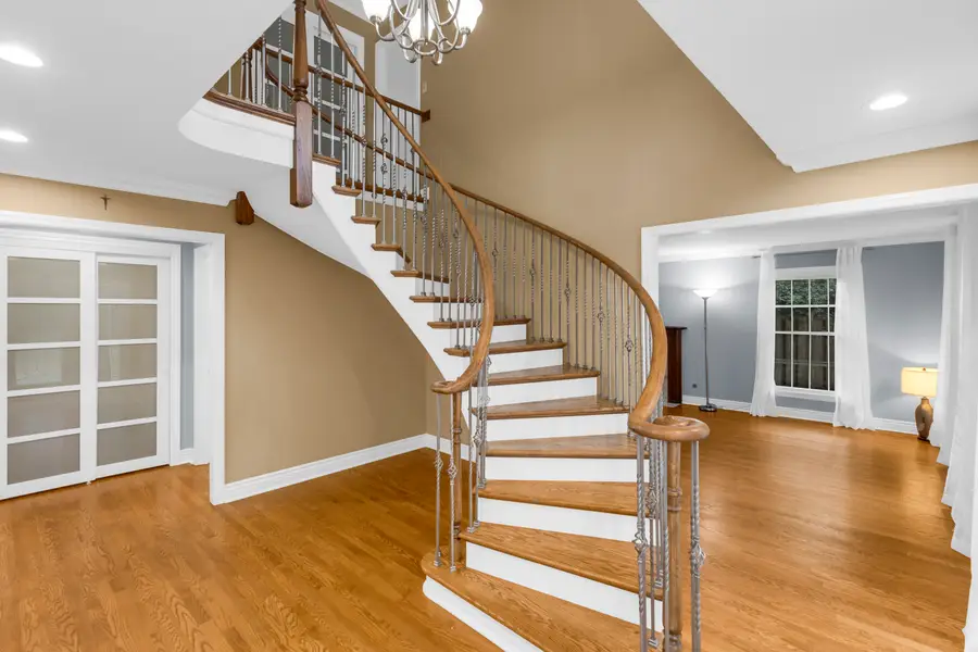 1802 S Fernandez Avenue, Arlington Heights, IL 60005 - #3