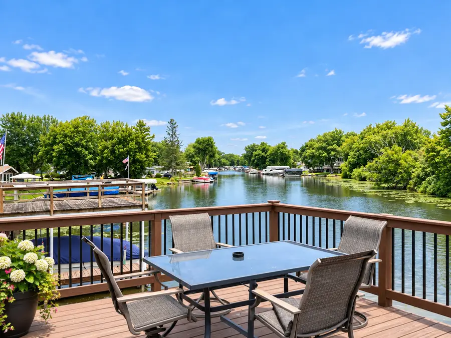 607 Kingston Boulevard, McHenry, IL 60050 - #3