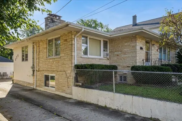 325 Grove Avenue, Highwood, IL 60040