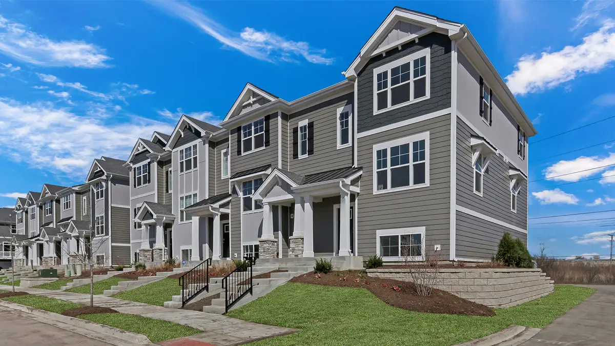 2038 Yellowstone Boulevard, Mundelein, IL 60060 - #1