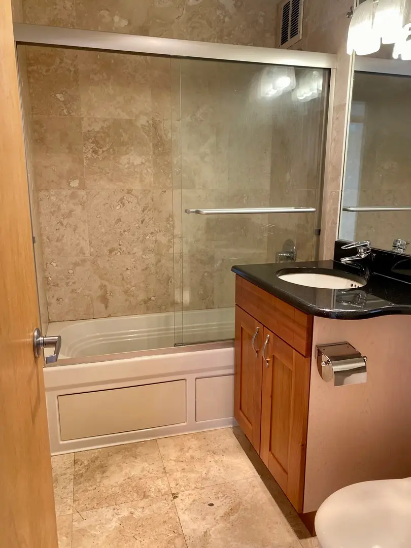 655 W Irving Park Road #903, Chicago, IL 60613 - #3