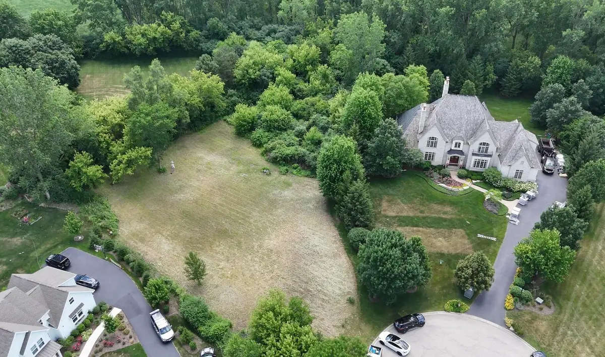 1 N Stoney Ridge Court, Hawthorn Woods, IL 60047 - #1
