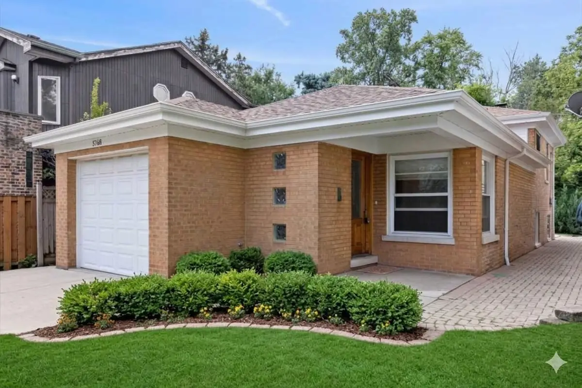 5768 N Lacey Avenue, Chicago, IL 60646 - #1