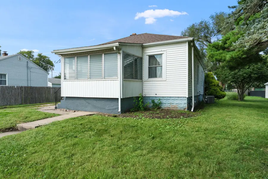 2629 39th Avenue, Moline, IL 61265 - #3