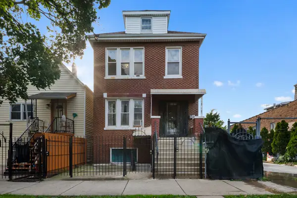 4530 S Whipple Street, Chicago, IL 60632