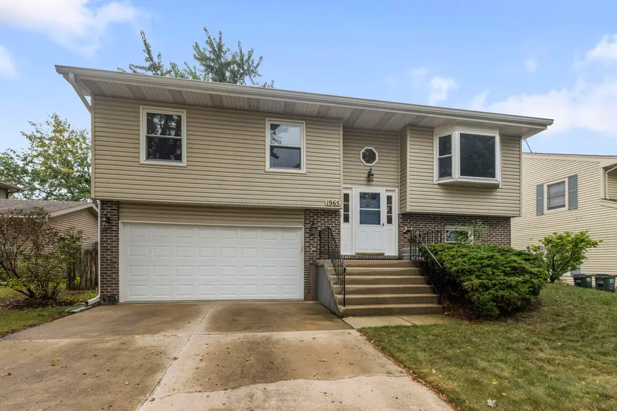 1965 Crescent Lane, Hoffman Estates, IL 60169 - #2