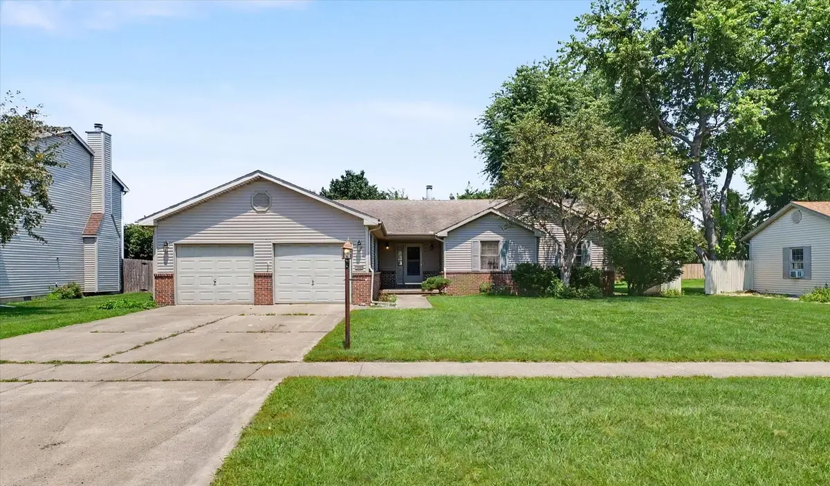 808 E Marshall Street, Tolono, IL 61880 - #1