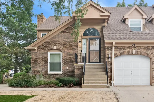 71 Willow Parkway #72-2, Buffalo Grove, IL 60089