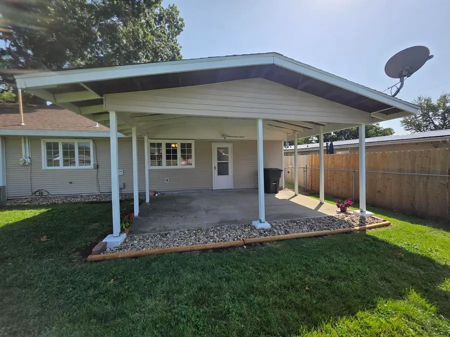 511 Lenane Drive, Quincy, IL 62301 - #2