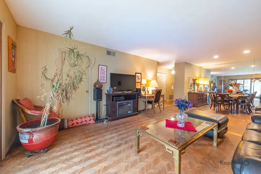 4949 Golf Road #105, Skokie, IL 60077 - #3