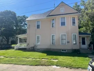 1002 Oak Avenue S, Freeport, IL 61032 - #2