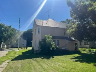 1002 Oak Avenue S, Freeport, IL 61032 - #3