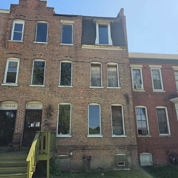 10411 S Corliss Avenue, Chicago, IL 60628
