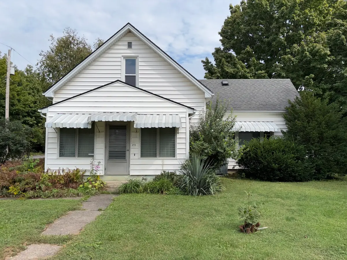 211 N Seminary Street, Downs, IL 61736 - #1