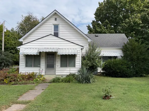 211 N Seminary Street, Downs, IL 61736